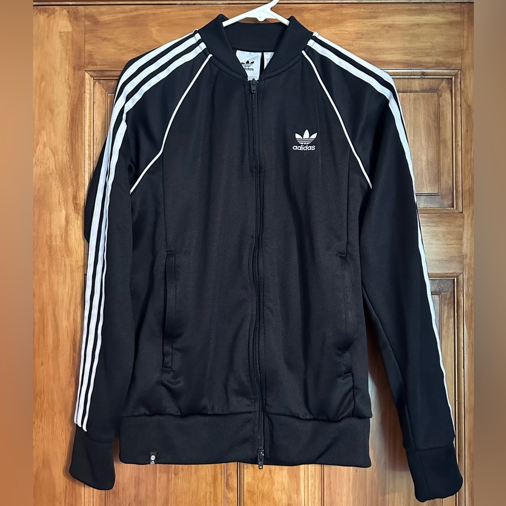 Women’s Adidas zip up jacket